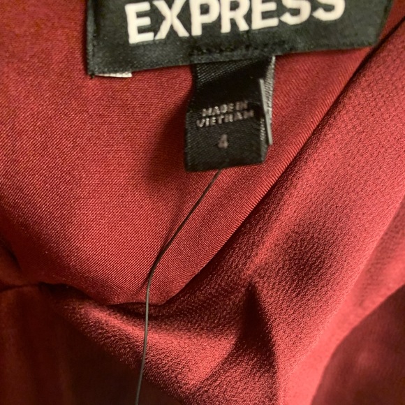 Express Satin dress - Picture 3 of 4